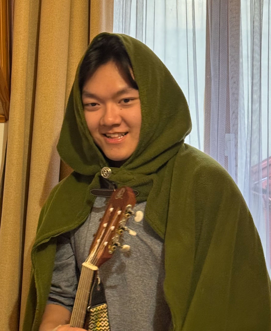 Shujie Sun